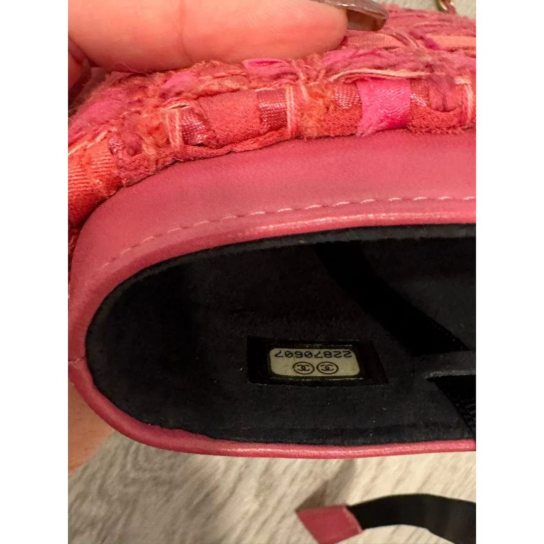 Chanel pink Tweed Chain Around Phone Holder. - Image 2