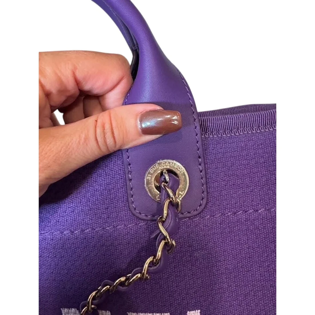 Chanel small Deauville purple with pouch - Image 4
