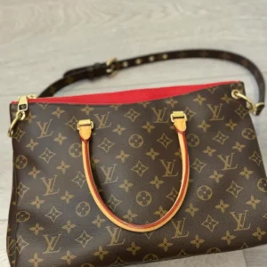 Louis Vuitton Pallas Momogram Red