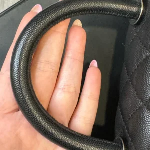 Alternative view of Chanel Two way top handle