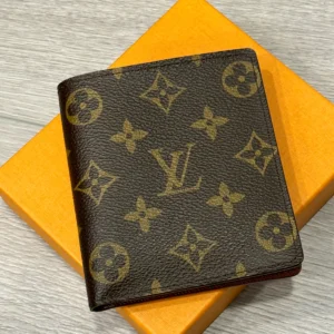Louis Vuitton Men’s wallet