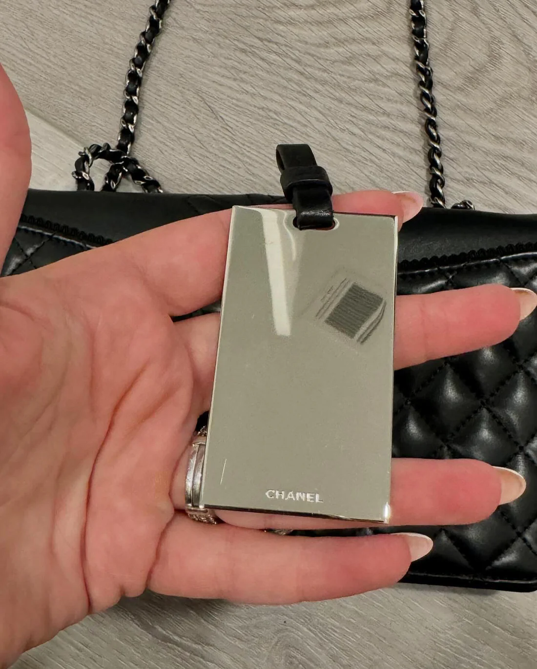 Chanel Black Lambskin Wallet on chain - Image 4