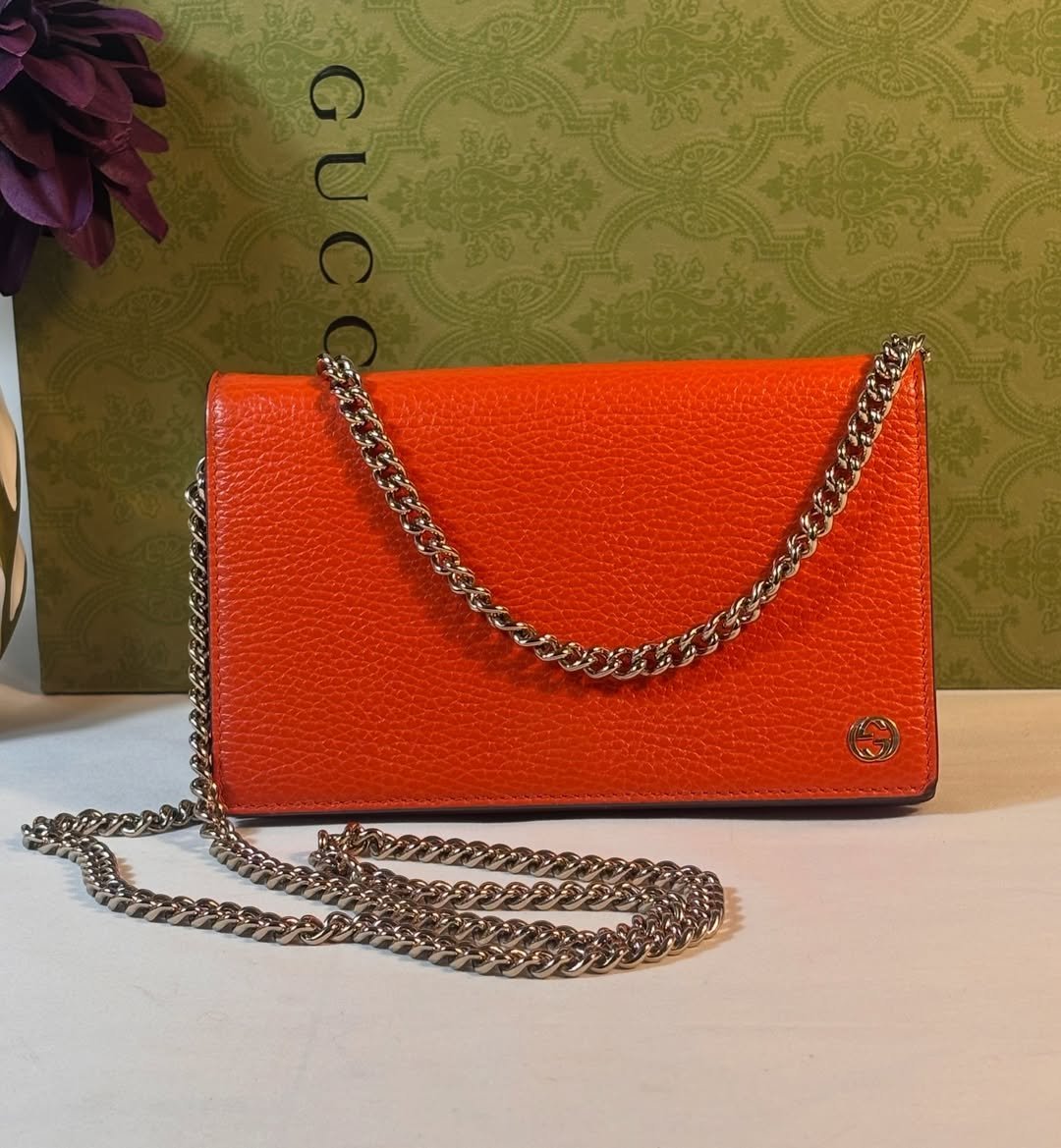 Gorgeous Betty Orange Woc