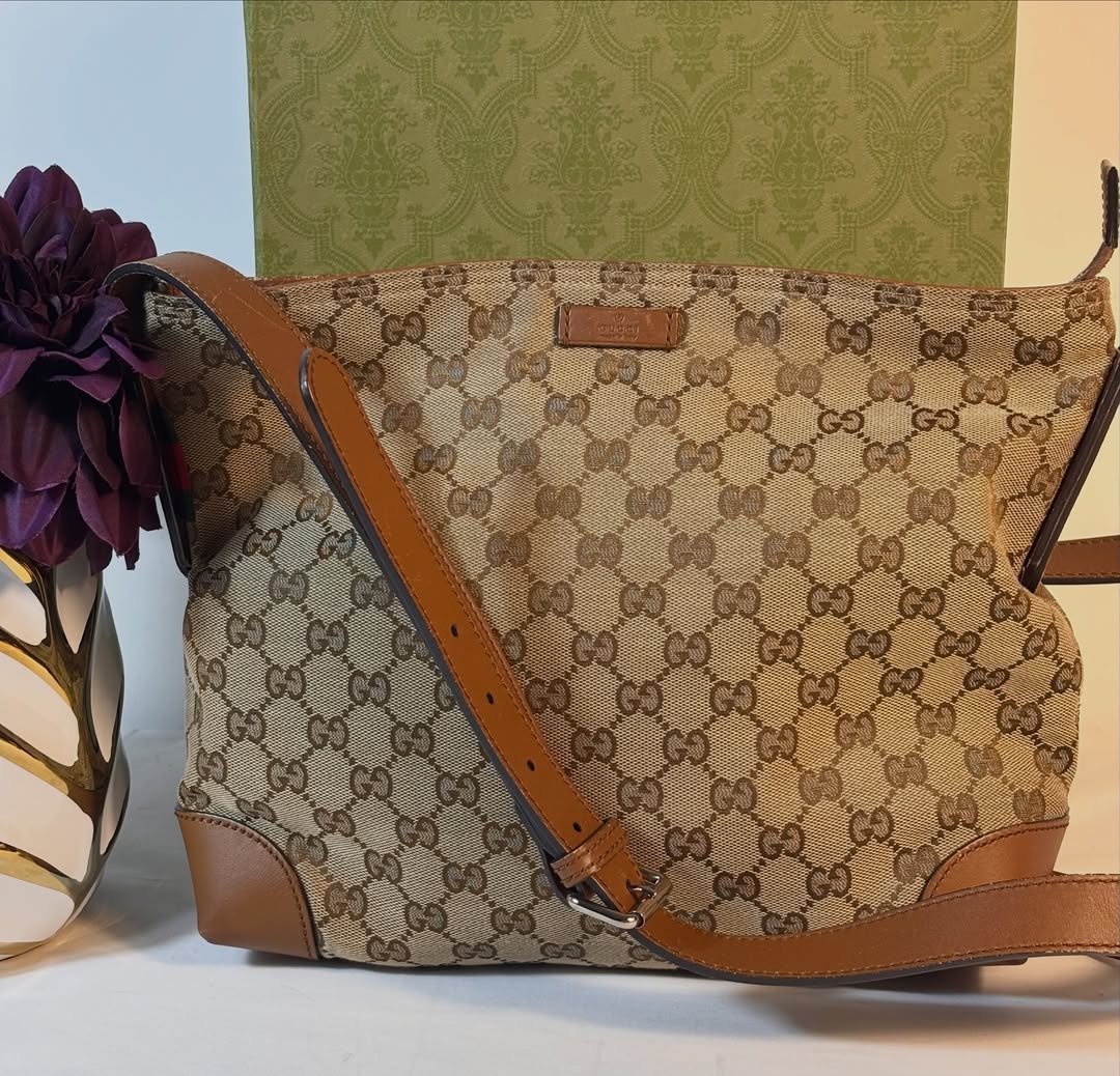 Beautiful Canvas Messenger