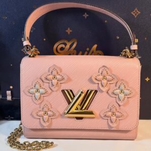 Stunning Twist Mm Epi Couture’s Pink Flower
