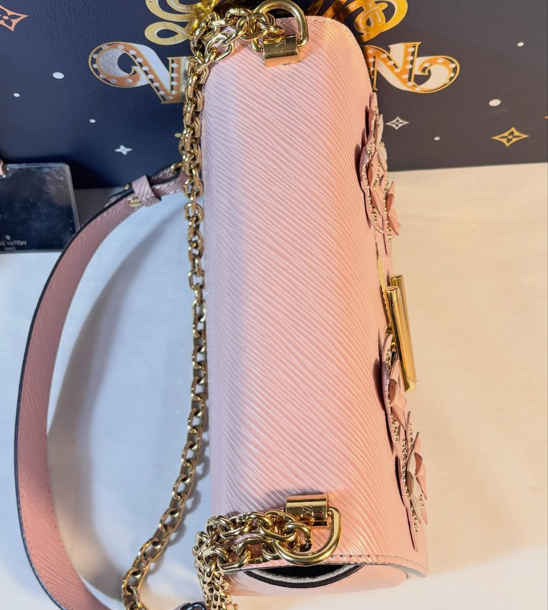 Stunning Twist Mm Epi Couture’s Pink Flower - Image 7