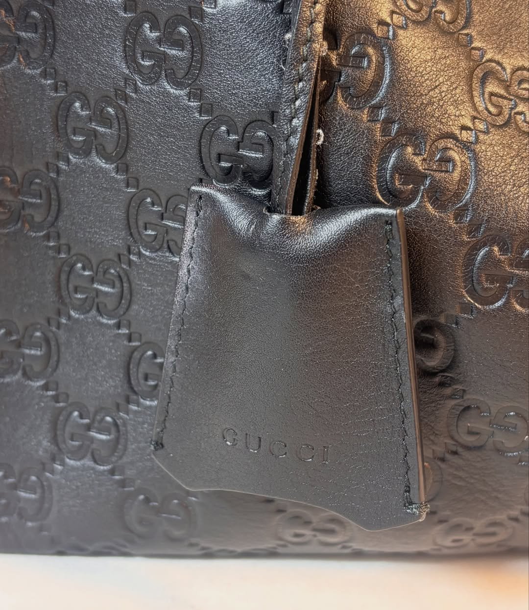 Beautiful Black Guccissima Padlock Tote - Image 9