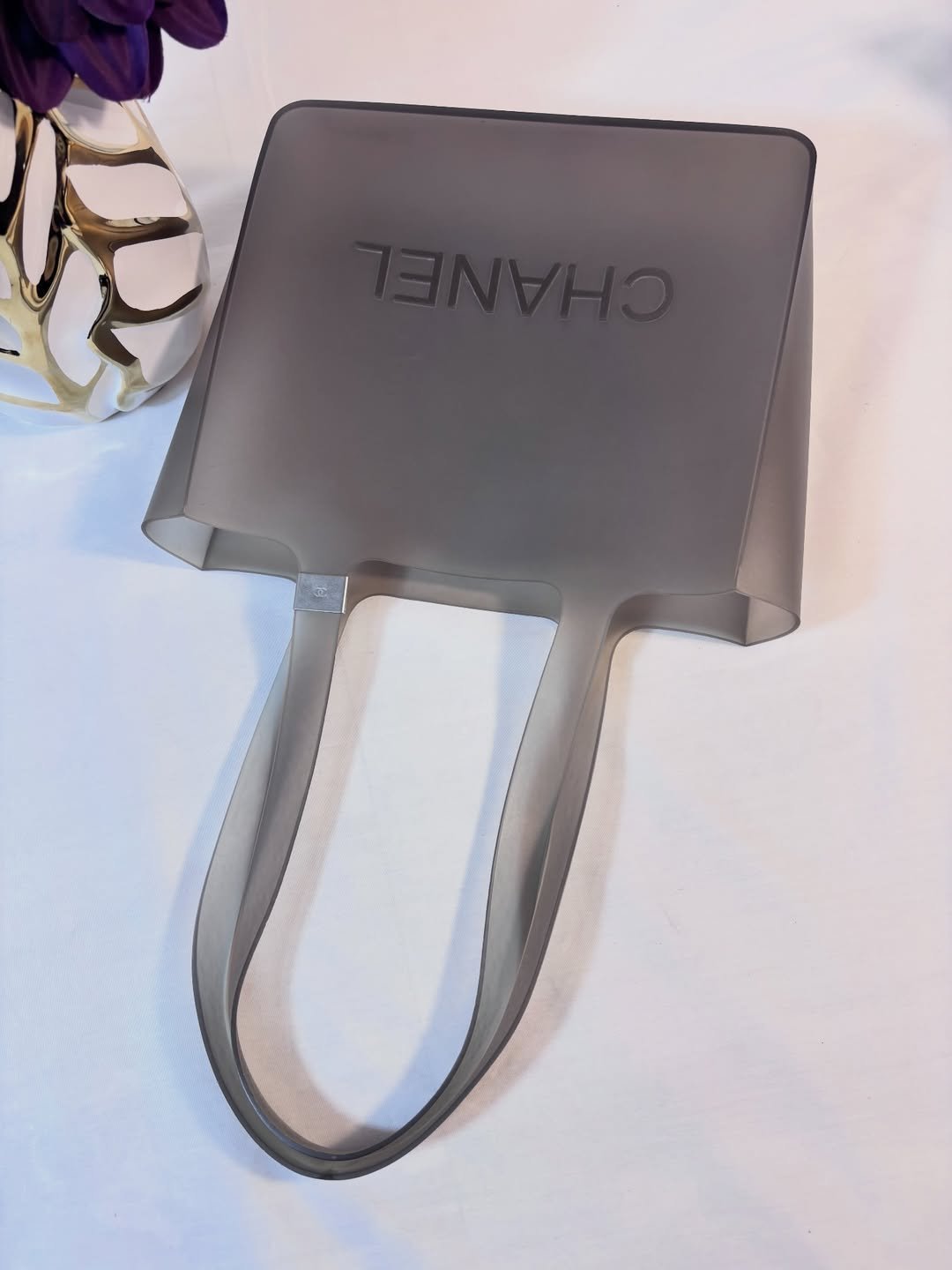 Beautiful Jelly Gray Rubber Tote - Image 3
