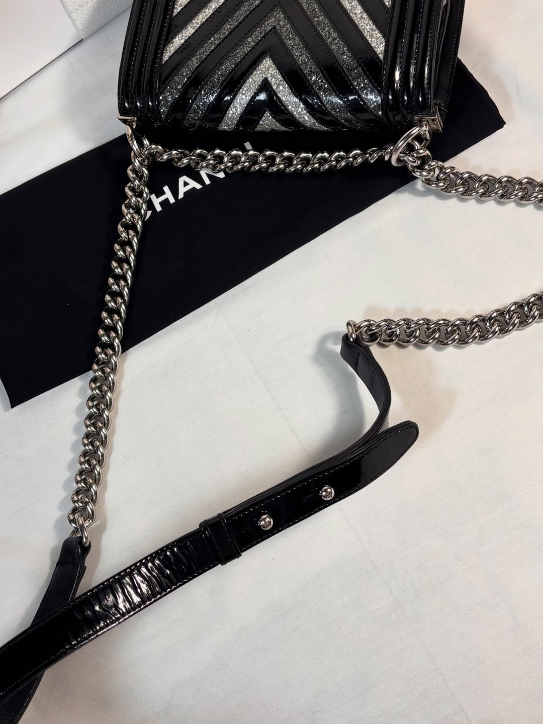 Black Patent Chevron Glitter Boy Bag - Image 7
