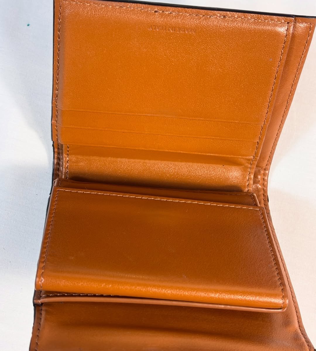 Macadam Trifold Wallet - Image 4