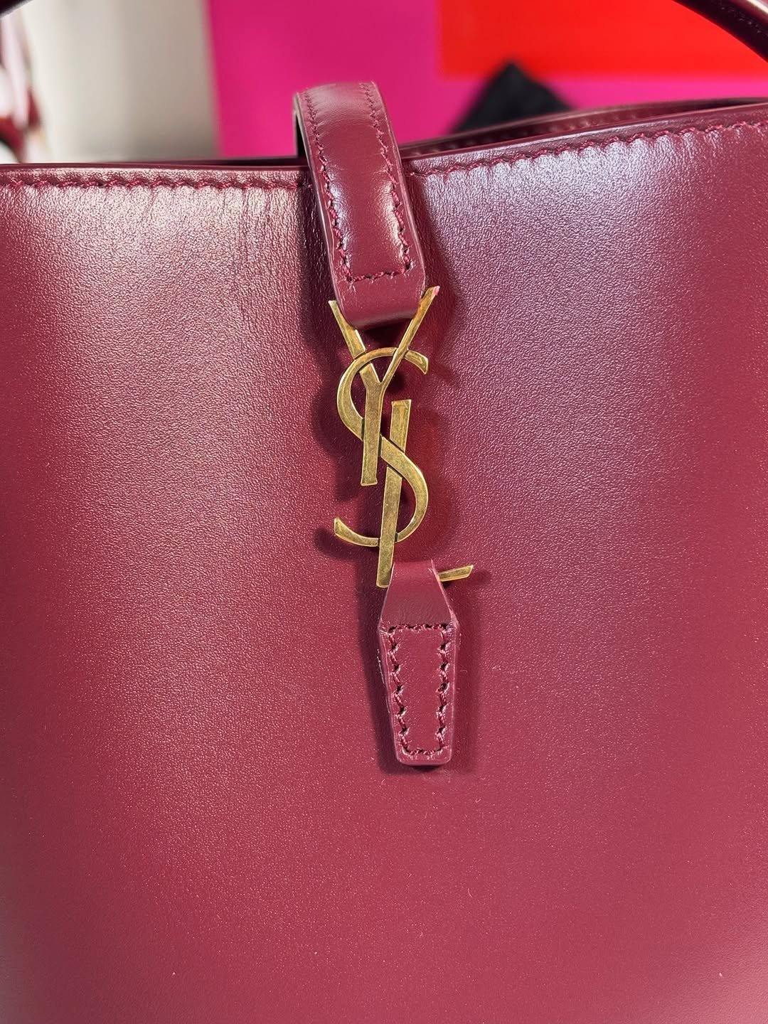 Le 37 Mini Bucket Bag - Image 5