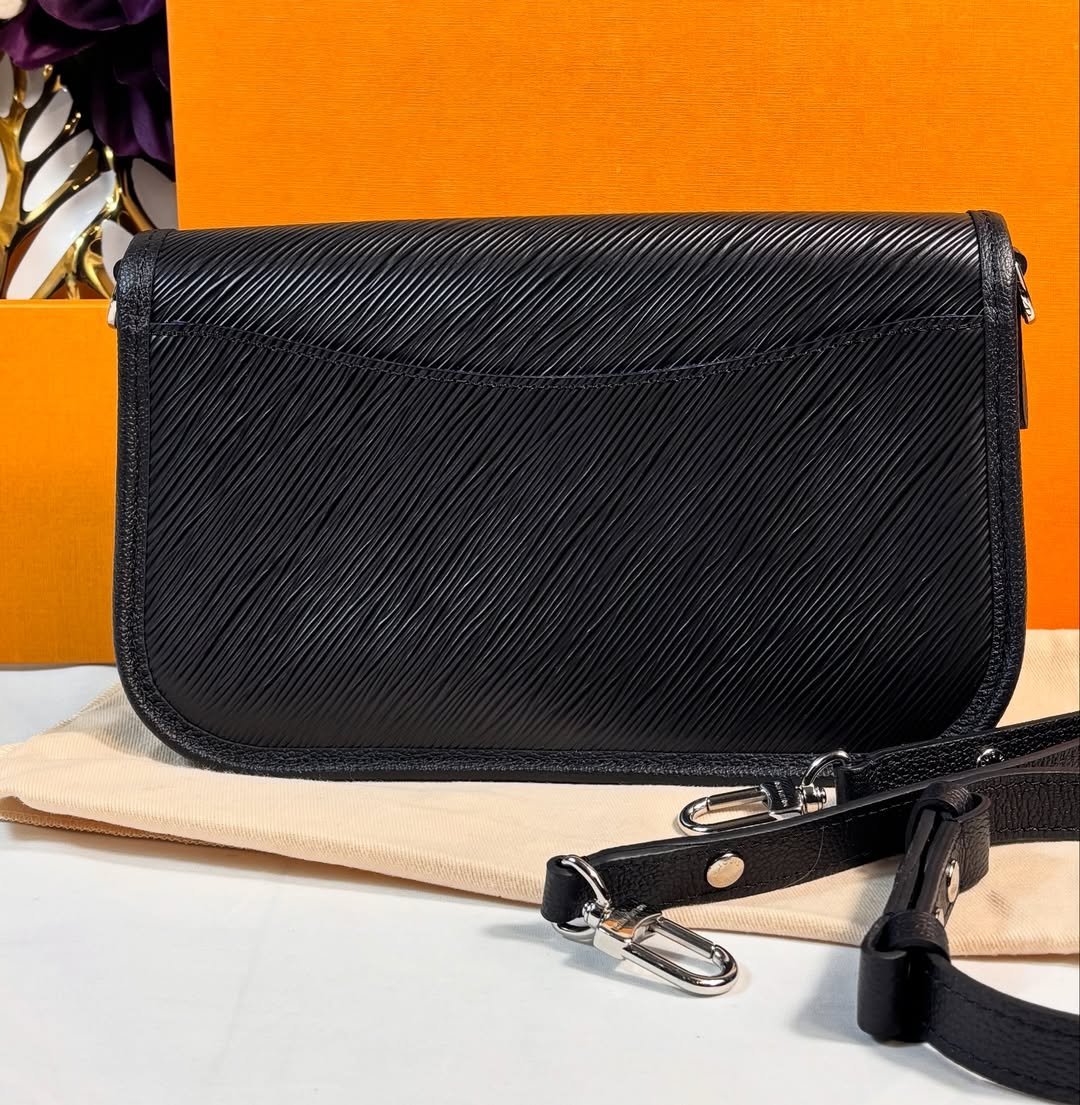 Gorgeous Buci Noir - Image 8