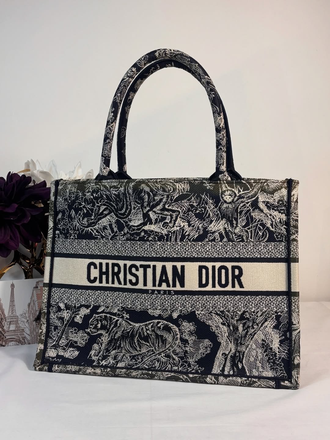 Medium Book Tote