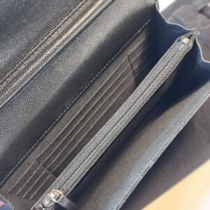 Alternative view of Beautiful Black Caviar Square Woc Crossbody