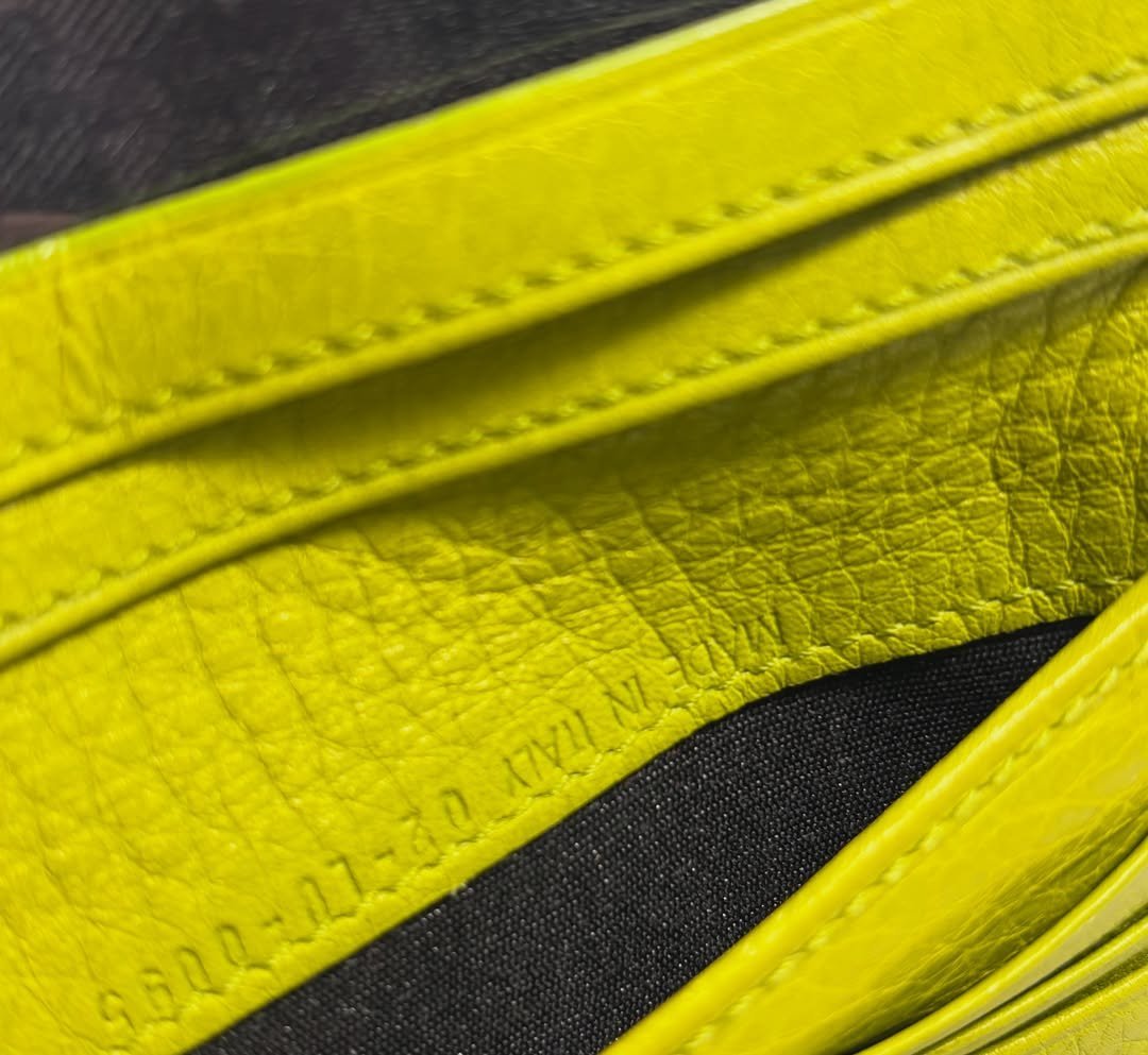 Saddle Lotus Wallet For Sale - Image 7